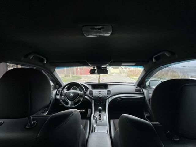 Белый Хонда Аккорд, объемом двигателя 2.4 л и пробегом 165 тыс. км за 11850 $, фото 12 на Automoto.ua