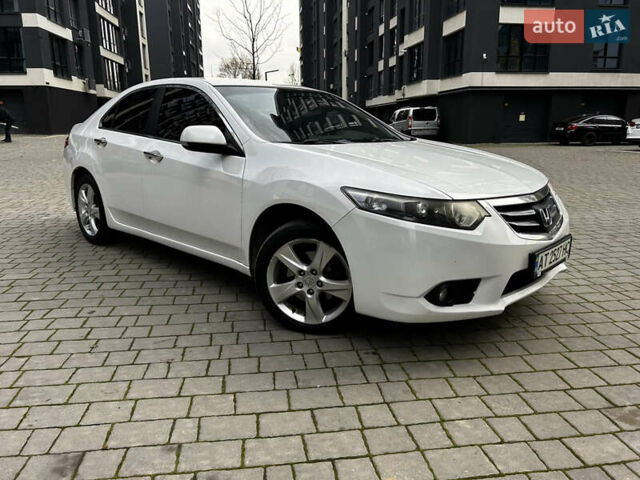Белый Хонда Аккорд, объемом двигателя 2 л и пробегом 231 тыс. км за 8950 $, фото 1 на Automoto.ua