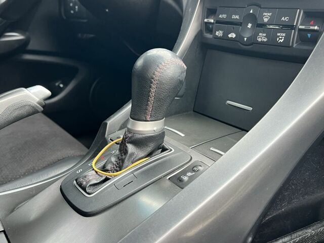 Белый Хонда Аккорд, объемом двигателя 2.4 л и пробегом 165 тыс. км за 11850 $, фото 22 на Automoto.ua