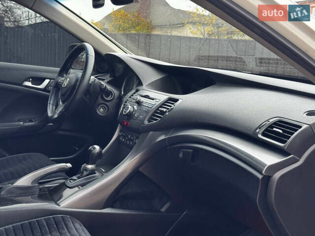 Білий Хонда Аккорд, об'ємом двигуна 2.4 л та пробігом 169 тис. км за 11350 $, фото 47 на Automoto.ua