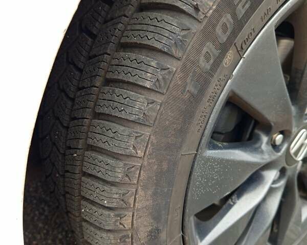 Белый Хонда Аккорд, объемом двигателя 2.36 л и пробегом 230 тыс. км за 12400 $, фото 9 на Automoto.ua