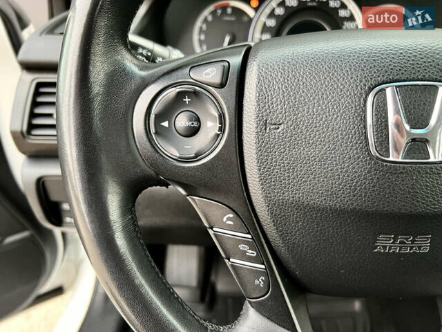 Белый Хонда Аккорд, объемом двигателя 2.4 л и пробегом 185 тыс. км за 12900 $, фото 33 на Automoto.ua