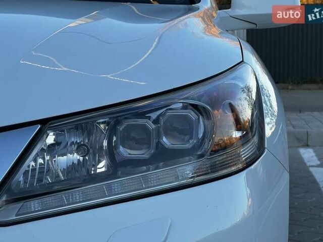 Білий Хонда Аккорд, об'ємом двигуна 2.35 л та пробігом 135 тис. км за 15300 $, фото 13 на Automoto.ua
