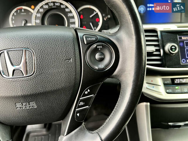 Белый Хонда Аккорд, объемом двигателя 2.4 л и пробегом 185 тыс. км за 12900 $, фото 32 на Automoto.ua