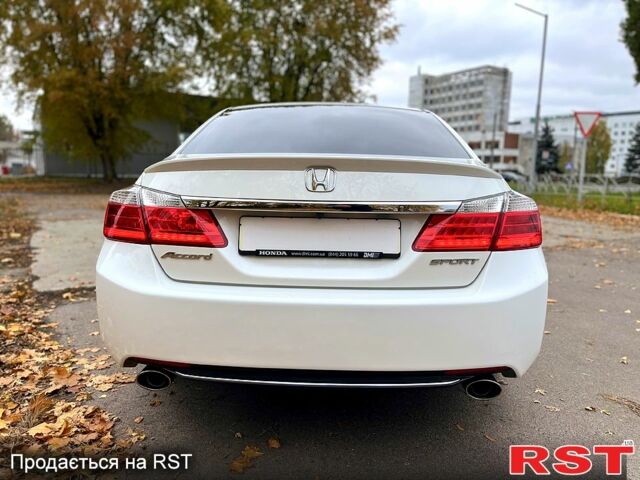 Білий Хонда Аккорд, об'ємом двигуна 2.4 л та пробігом 134 тис. км за 12900 $, фото 4 на Automoto.ua