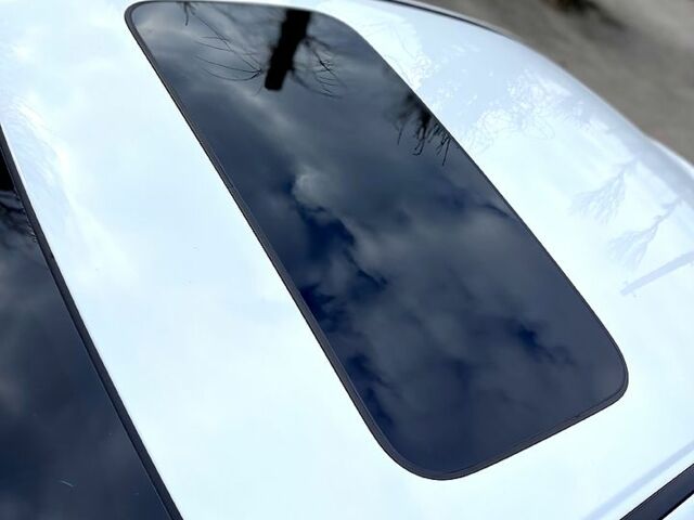 Белый Хонда Аккорд, объемом двигателя 2.4 л и пробегом 137 тыс. км за 15400 $, фото 6 на Automoto.ua