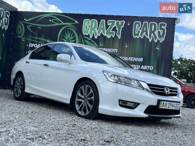 Белый Хонда Аккорд, объемом двигателя 2.4 л и пробегом 191 тыс. км за 13900 $, фото 4 на Automoto.ua