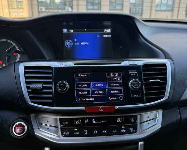 Белый Хонда Аккорд, объемом двигателя 2.4 л и пробегом 170 тыс. км за 13300 $, фото 18 на Automoto.ua