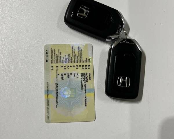 Білий Хонда Аккорд, об'ємом двигуна 2.35 л та пробігом 135 тис. км за 15300 $, фото 37 на Automoto.ua