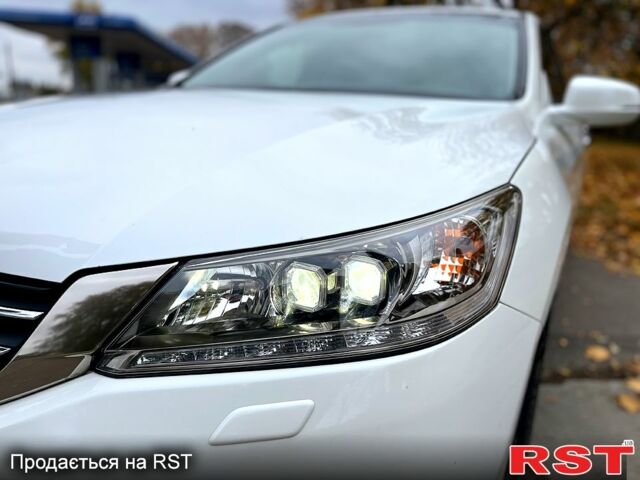 Білий Хонда Аккорд, об'ємом двигуна 2.4 л та пробігом 134 тис. км за 12900 $, фото 8 на Automoto.ua
