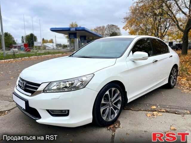 Білий Хонда Аккорд, об'ємом двигуна 2.4 л та пробігом 134 тис. км за 12900 $, фото 7 на Automoto.ua