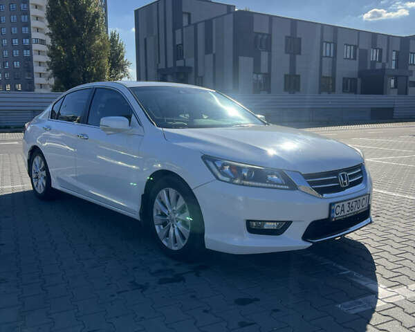 Белый Хонда Аккорд, объемом двигателя 2.4 л и пробегом 125 тыс. км за 12999 $, фото 17 на Automoto.ua
