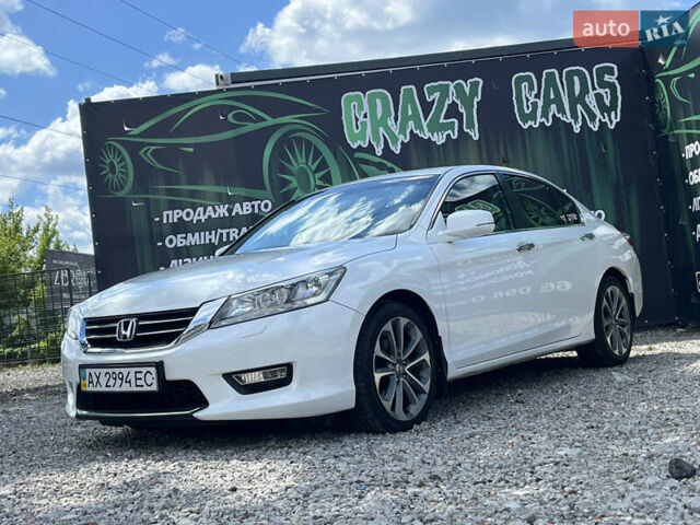 Белый Хонда Аккорд, объемом двигателя 2.4 л и пробегом 191 тыс. км за 13900 $, фото 2 на Automoto.ua