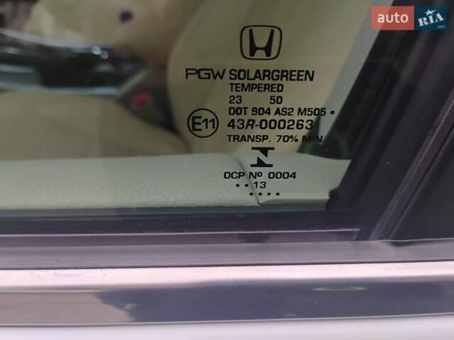 Белый Хонда Аккорд, объемом двигателя 2.36 л и пробегом 88 тыс. км за 16000 $, фото 17 на Automoto.ua