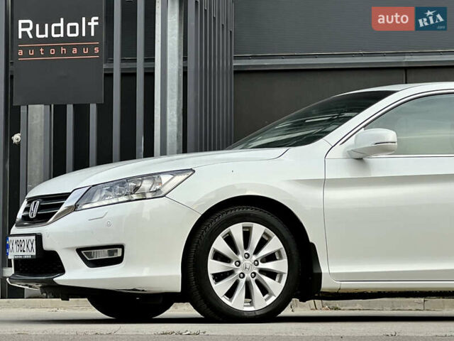 Белый Хонда Аккорд, объемом двигателя 2.4 л и пробегом 185 тыс. км за 12900 $, фото 8 на Automoto.ua