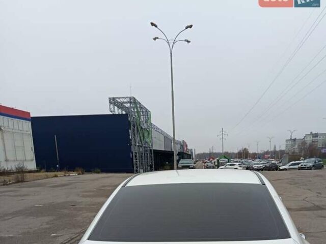 Белый Хонда Аккорд, объемом двигателя 2.36 л и пробегом 230 тыс. км за 12400 $, фото 5 на Automoto.ua