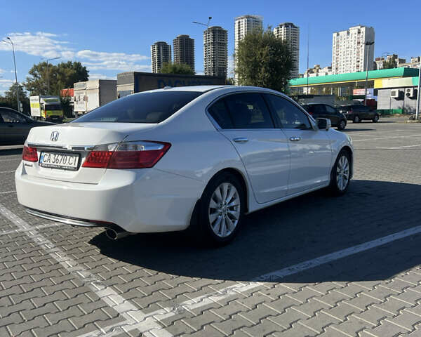 Белый Хонда Аккорд, объемом двигателя 2.4 л и пробегом 125 тыс. км за 12999 $, фото 14 на Automoto.ua