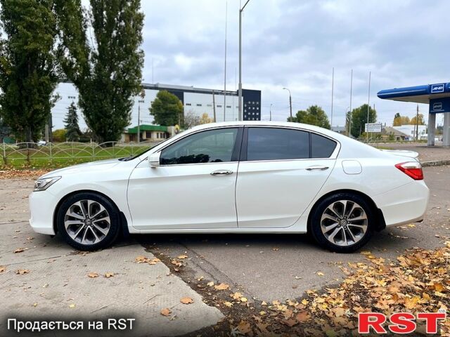 Білий Хонда Аккорд, об'ємом двигуна 2.4 л та пробігом 134 тис. км за 12900 $, фото 6 на Automoto.ua