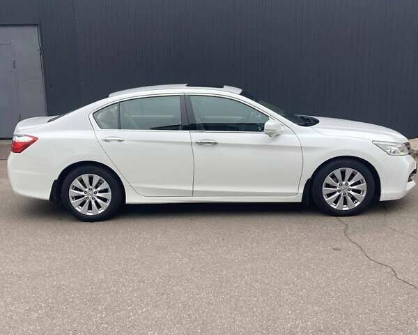 Хонда Аккорд 2014 в Чернигове на Automoto.ua Белый Хонда Аккорд, объемом двигателя 2.4 л и пробегом 190 тыс. км за 13500 $, фото 3 на Automoto.ua