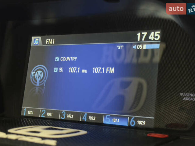 Белый Хонда Аккорд, объемом двигателя 2.35 л и пробегом 198 тыс. км за 12299 $, фото 25 на Automoto.ua