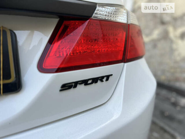 Белый Хонда Аккорд, объемом двигателя 2.4 л и пробегом 148 тыс. км за 12800 $, фото 19 на Automoto.ua