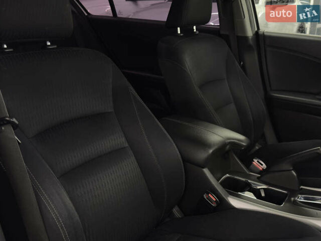 Белый Хонда Аккорд, объемом двигателя 2.35 л и пробегом 198 тыс. км за 12299 $, фото 17 на Automoto.ua