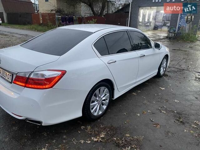 Белый Хонда Аккорд, объемом двигателя 2.36 л и пробегом 130 тыс. км за 15900 $, фото 7 на Automoto.ua