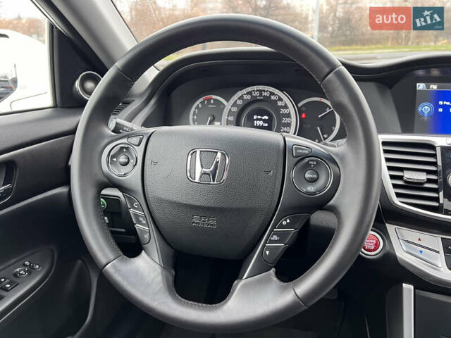 Білий Хонда Аккорд, об'ємом двигуна 2.4 л та пробігом 175 тис. км за 14700 $, фото 15 на Automoto.ua