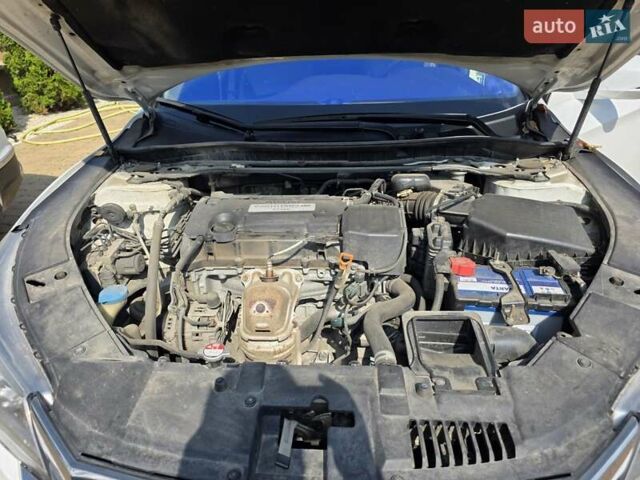 Білий Хонда Аккорд, об'ємом двигуна 2.4 л та пробігом 150 тис. км за 16000 $, фото 14 на Automoto.ua