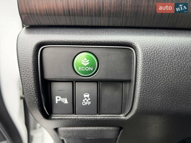 Білий Хонда Аккорд, об'ємом двигуна 2.4 л та пробігом 175 тис. км за 14700 $, фото 20 на Automoto.ua