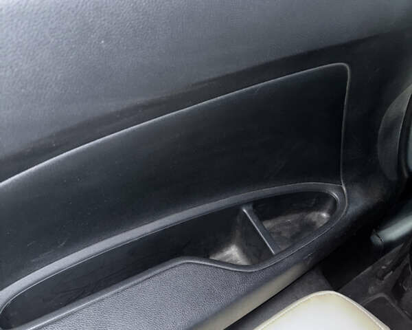 Белый Хонда Аккорд, объемом двигателя 2.36 л и пробегом 180 тыс. км за 13000 $, фото 70 на Automoto.ua