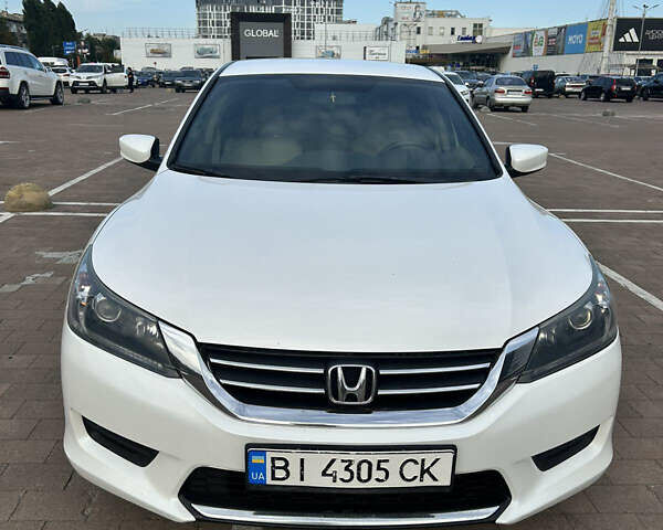 Белый Хонда Аккорд, объемом двигателя 2.36 л и пробегом 190 тыс. км за 11000 $, фото 3 на Automoto.ua