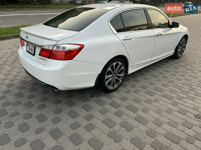 Білий Хонда Аккорд, об'ємом двигуна 2.4 л та пробігом 146 тис. км за 12750 $, фото 7 на Automoto.ua