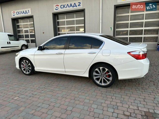 Білий Хонда Аккорд, об'ємом двигуна 2.4 л та пробігом 163 тис. км за 12850 $, фото 3 на Automoto.ua