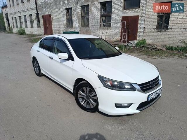 Білий Хонда Аккорд, об'ємом двигуна 2.36 л та пробігом 190 тис. км за 12200 $, фото 7 на Automoto.ua