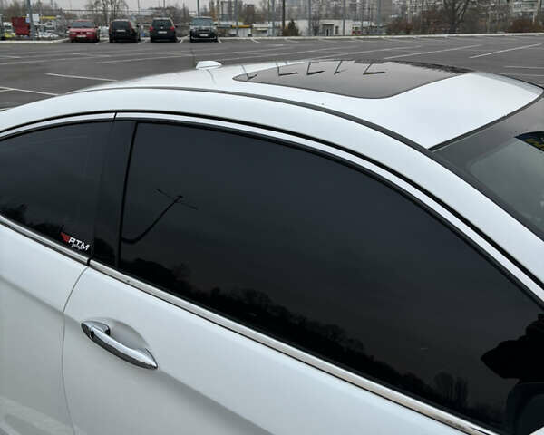 Белый Хонда Аккорд, объемом двигателя 2.36 л и пробегом 180 тыс. км за 13000 $, фото 34 на Automoto.ua