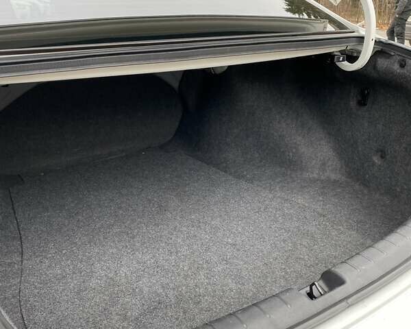 Білий Хонда Аккорд, об'ємом двигуна 2.35 л та пробігом 159 тис. км за 15000 $, фото 21 на Automoto.ua