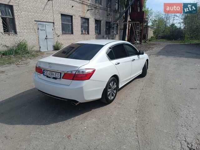 Білий Хонда Аккорд, об'ємом двигуна 2.36 л та пробігом 190 тис. км за 12200 $, фото 9 на Automoto.ua