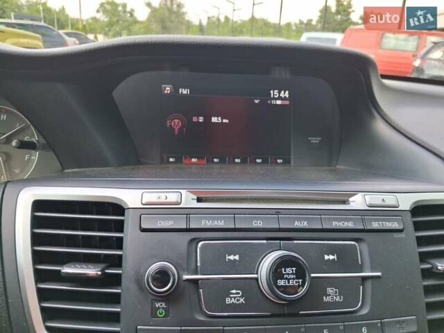 Білий Хонда Аккорд, об'ємом двигуна 2.4 л та пробігом 126 тис. км за 12500 $, фото 32 на Automoto.ua