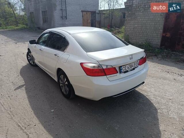 Білий Хонда Аккорд, об'ємом двигуна 2.36 л та пробігом 190 тис. км за 12200 $, фото 6 на Automoto.ua
