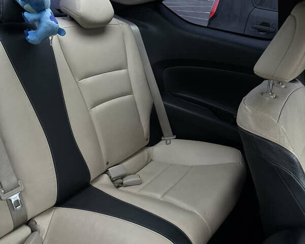 Белый Хонда Аккорд, объемом двигателя 2.36 л и пробегом 180 тыс. км за 13000 $, фото 65 на Automoto.ua