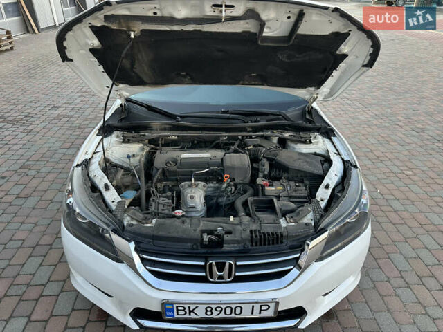 Білий Хонда Аккорд, об'ємом двигуна 2.4 л та пробігом 163 тис. км за 12850 $, фото 47 на Automoto.ua