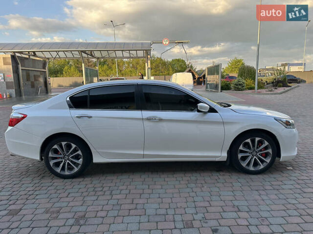 Білий Хонда Аккорд, об'ємом двигуна 2.4 л та пробігом 163 тис. км за 12850 $, фото 10 на Automoto.ua