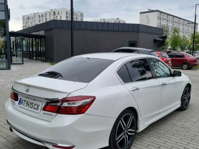 Хонда Аккорд 2015 в Ужгороде на Automoto.ua Белый Хонда Аккорд, объемом двигателя 2.4 л и пробегом 156 тыс. км за 13500 $, фото 7 на Automoto.ua
