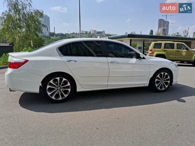Білий Хонда Аккорд, об'ємом двигуна 2.4 л та пробігом 126 тис. км за 12500 $, фото 15 на Automoto.ua