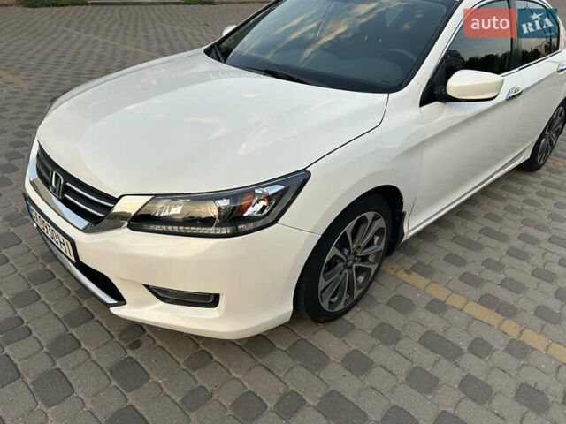 Білий Хонда Аккорд, об'ємом двигуна 2.4 л та пробігом 146 тис. км за 12750 $, фото 1 на Automoto.ua