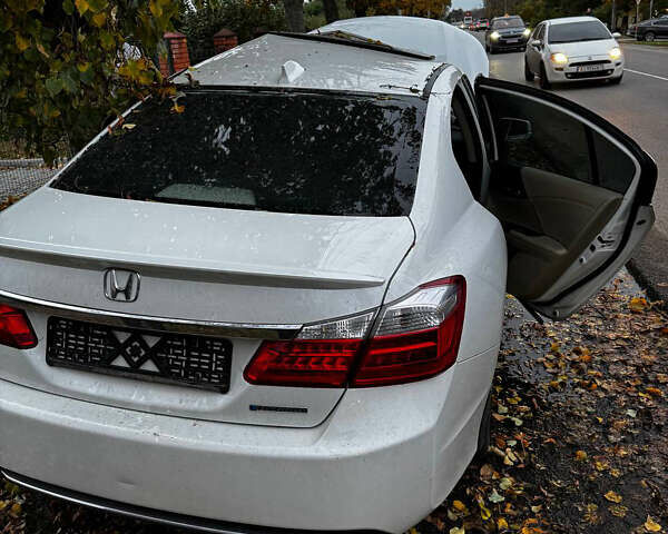 Білий Хонда Аккорд, об'ємом двигуна 2 л та пробігом 210 тис. км за 6900 $, фото 5 на Automoto.ua