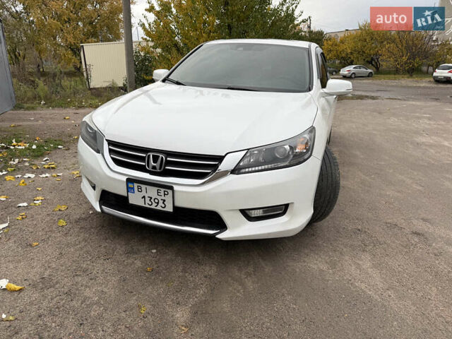 Білий Хонда Аккорд, об'ємом двигуна 2.36 л та пробігом 200 тис. км за 11300 $, фото 3 на Automoto.ua