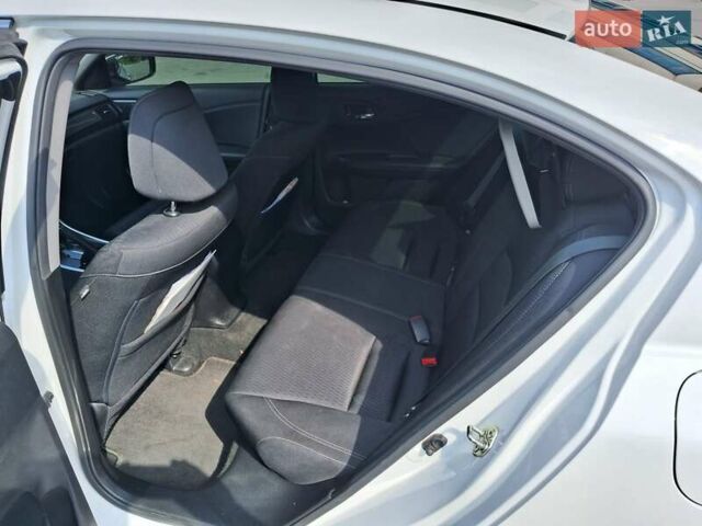 Білий Хонда Аккорд, об'ємом двигуна 2.4 л та пробігом 126 тис. км за 12500 $, фото 18 на Automoto.ua
