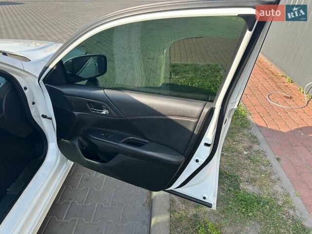 Білий Хонда Аккорд, об'ємом двигуна 2.36 л та пробігом 133 тис. км за 16700 $, фото 18 на Automoto.ua
